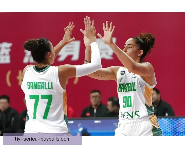 中国女篮热身赛再胜巴西 三分命中率偏低